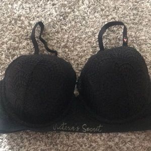 Victoria’s Secret push up bra NEW with tags 38DD
